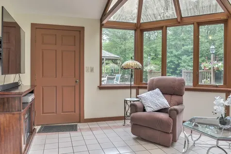 10 Red Oak Drive Keene NH 03431