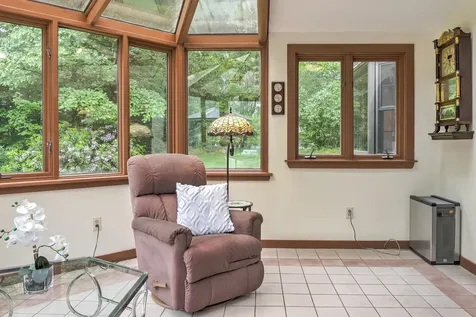 10 Red Oak Drive Keene NH 03431