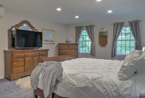 10 Red Oak Drive Keene NH 03431
