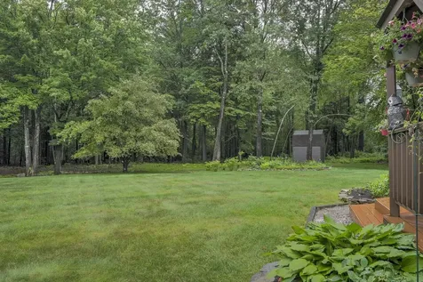 10 Red Oak Drive Keene NH 03431