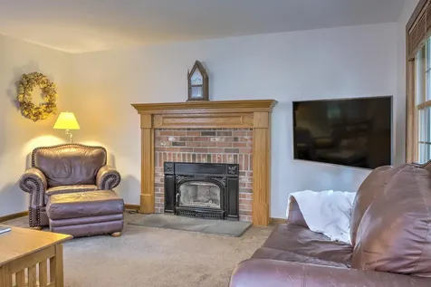 10 Red Oak Drive Keene NH 03431