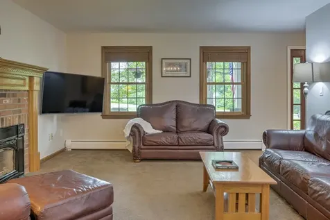 10 Red Oak Drive Keene NH 03431