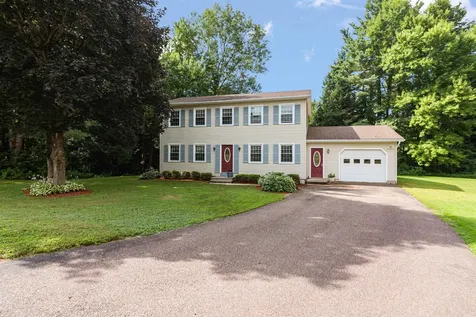 82 Shetland Lane Colchester VT 05446