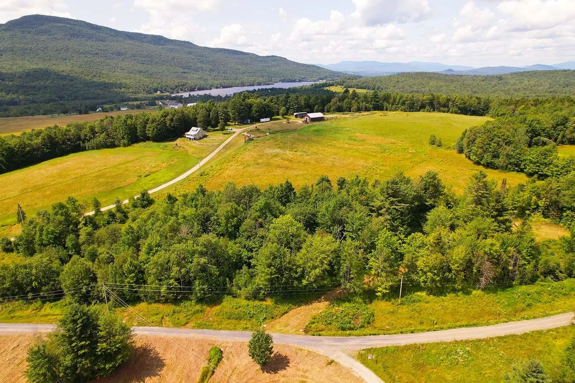 337 Lakeview Lane Elmore VT 05680