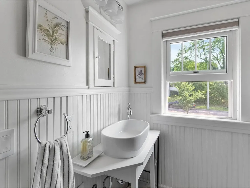 29 Shelburne Street Burlington VT 05401