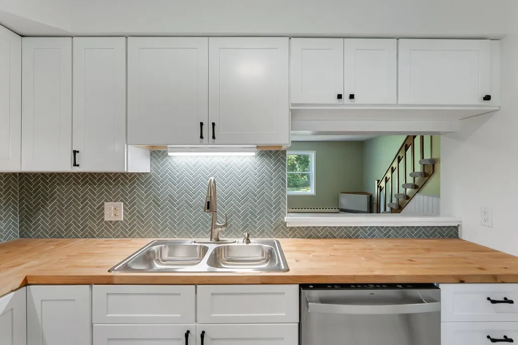 10-14 Brickyard Road Essex Junction VT 05452