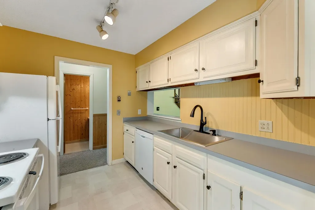 10-14 Brickyard Road Essex Junction VT 05452