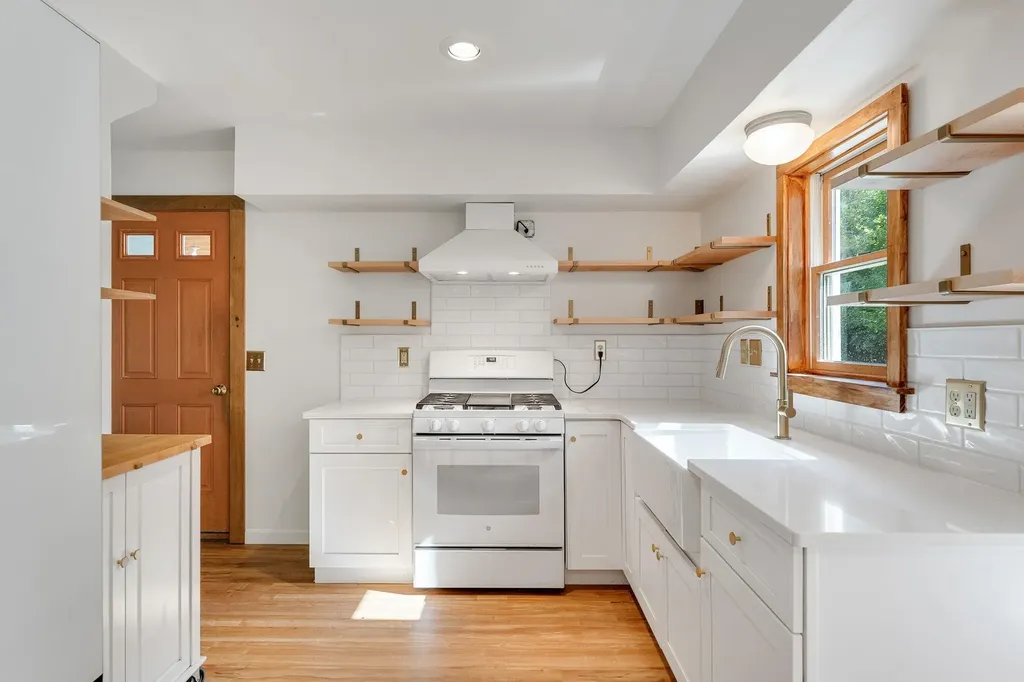 10-14 Brickyard Road Essex Junction VT 05452