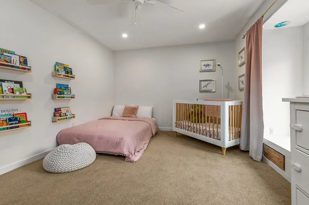 36 Thornhill Road Stratham NH 03885