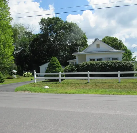 11 Dartmouth Street Claremont NH 03743