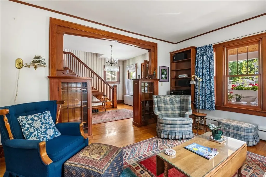 25 University Terrace Burlington VT 05401