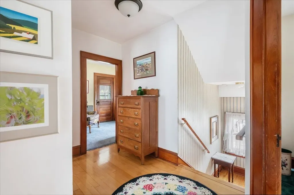 25 University Terrace Burlington VT 05401