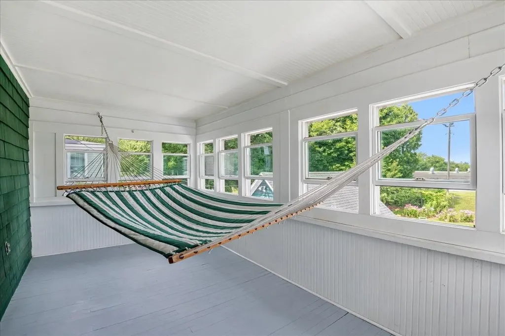 25 University Terrace Burlington VT 05401