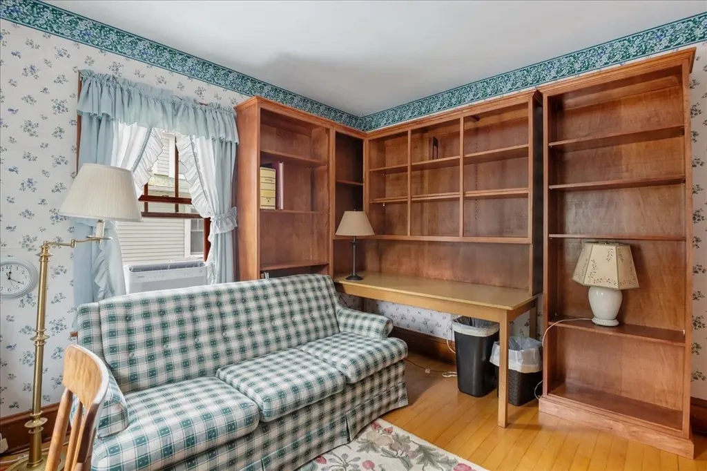 25 University Terrace Burlington VT 05401