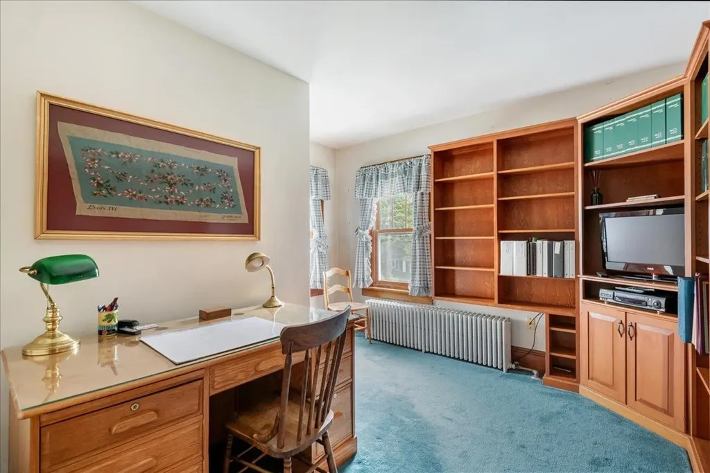 25 University Terrace Burlington VT 05401