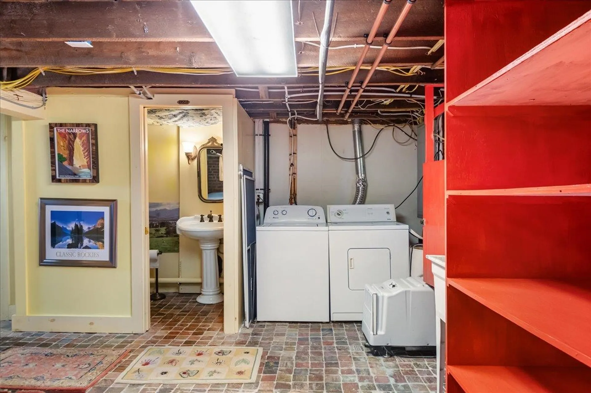 25 University Terrace Burlington VT 05401