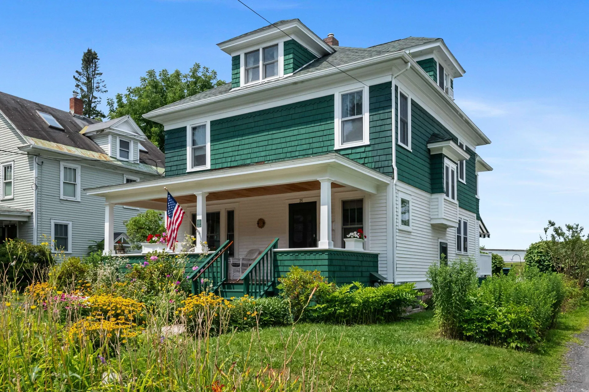 25 University Terrace Burlington VT 05401