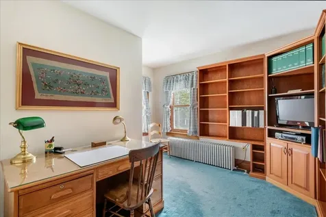 25 University Terrace Burlington VT 05401