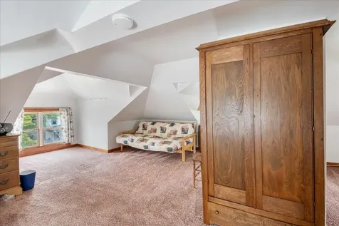 25 University Terrace Burlington VT 05401