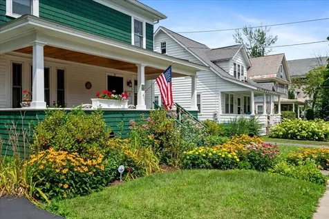 25 University Terrace Burlington VT 05401