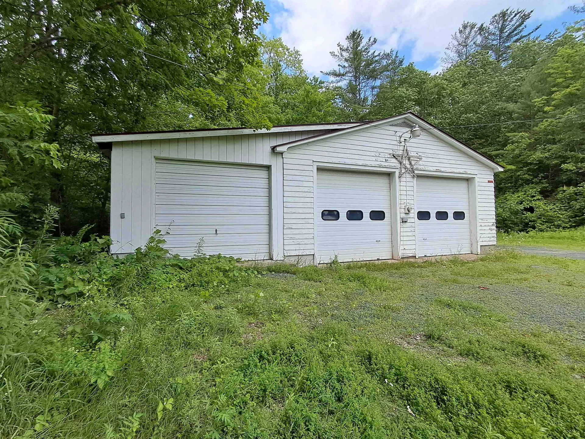 4742 Route 14 Sharon VT 05065