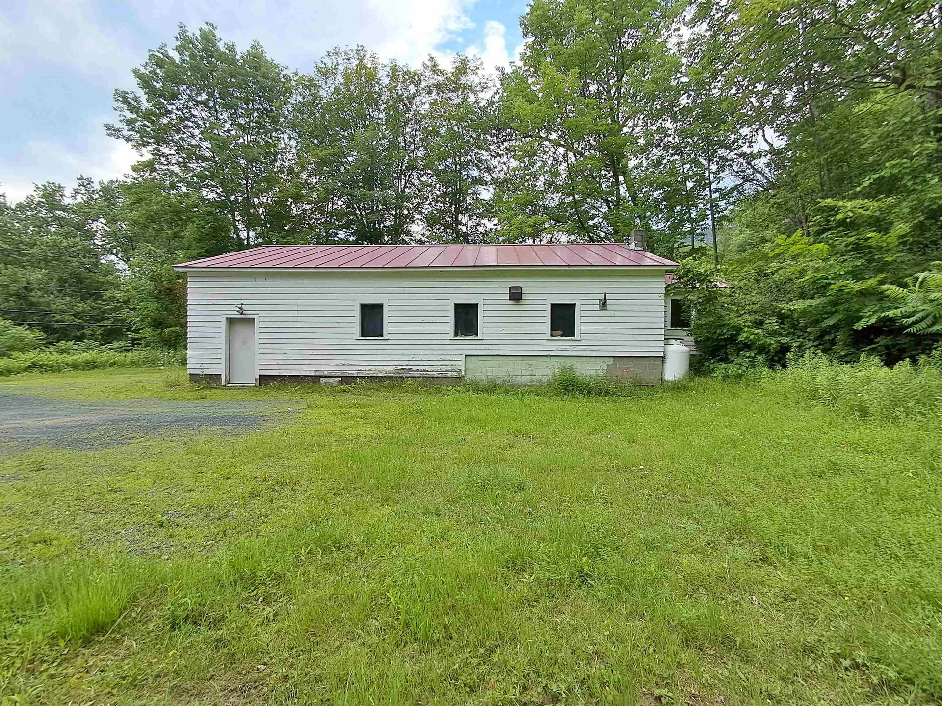 4742 Route 14 Sharon VT 05065