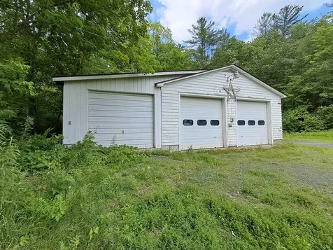 4742 Route 14 Sharon VT 05065