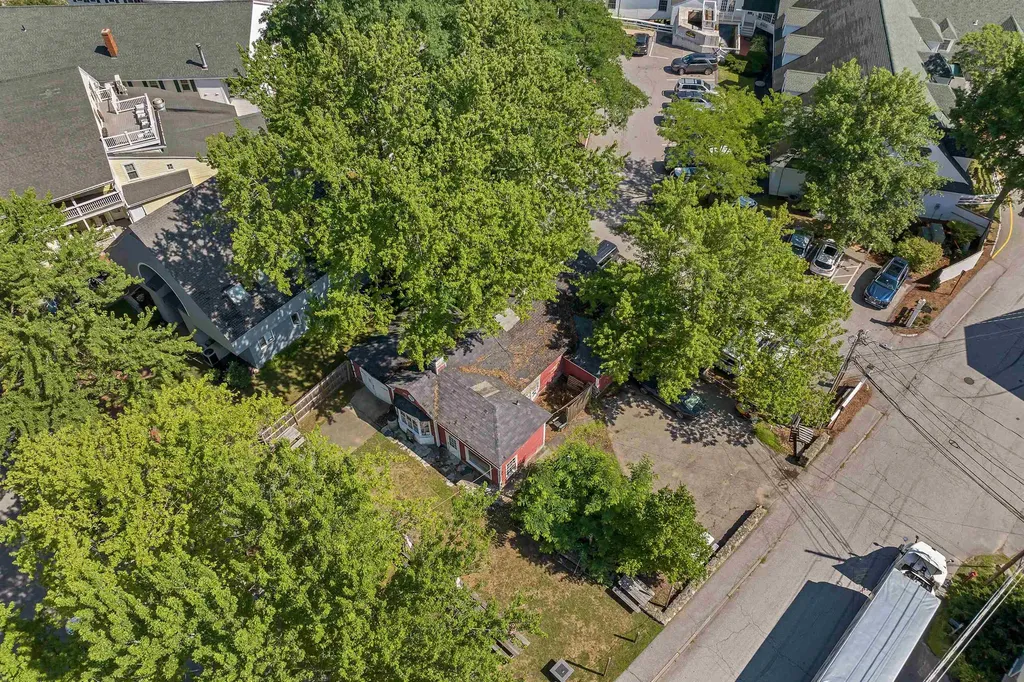 62 Main Street Meredith NH 03253