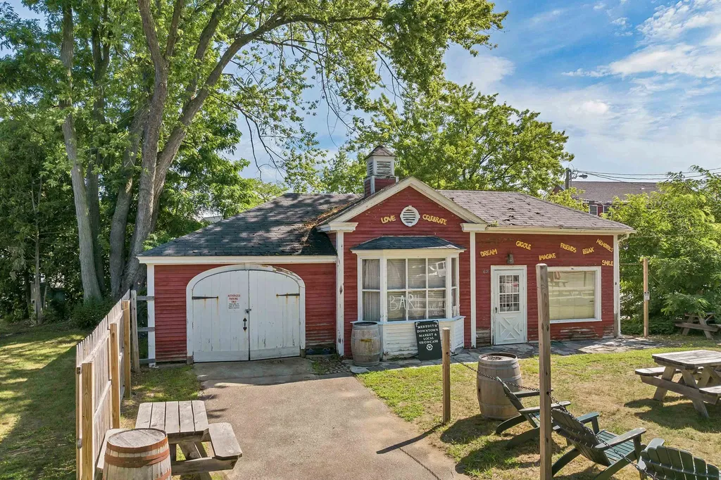 62 Main Street Meredith NH 03253