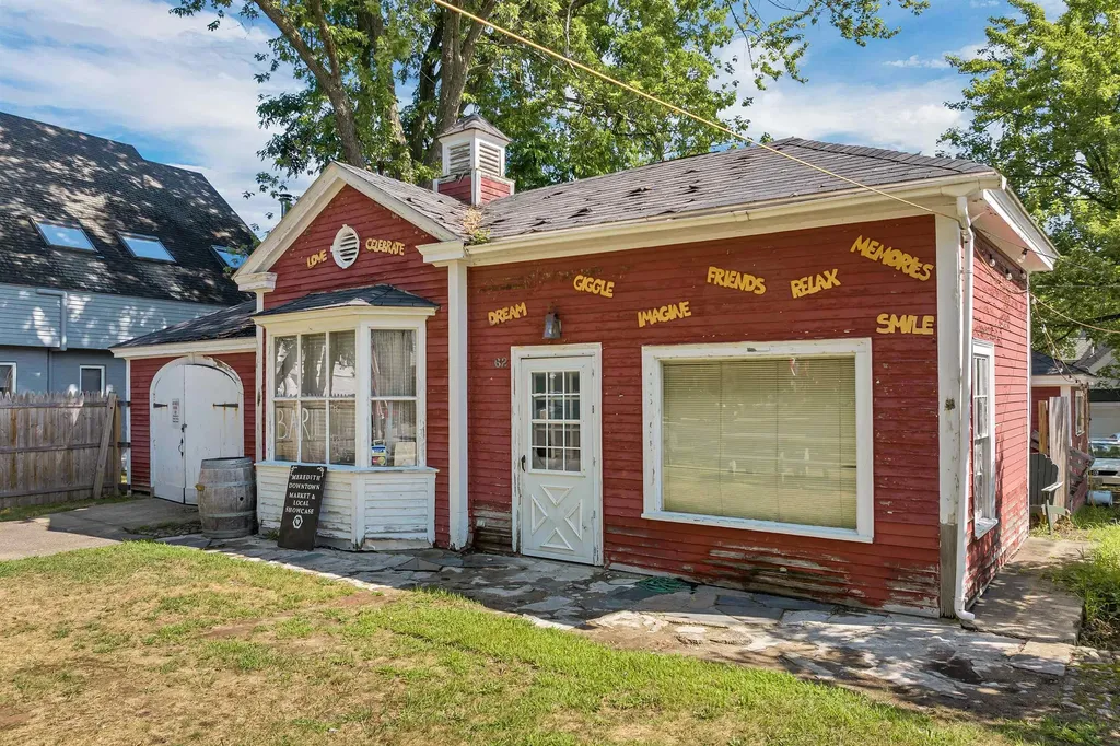 62 Main Street Meredith NH 03253