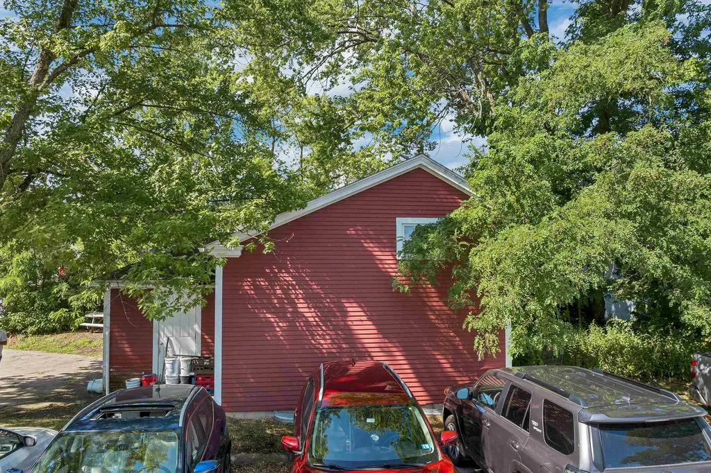 62 Main Street Meredith NH 03253