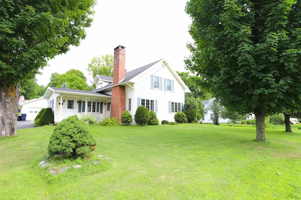 1074 Vt Route 100 Westfield VT 05874