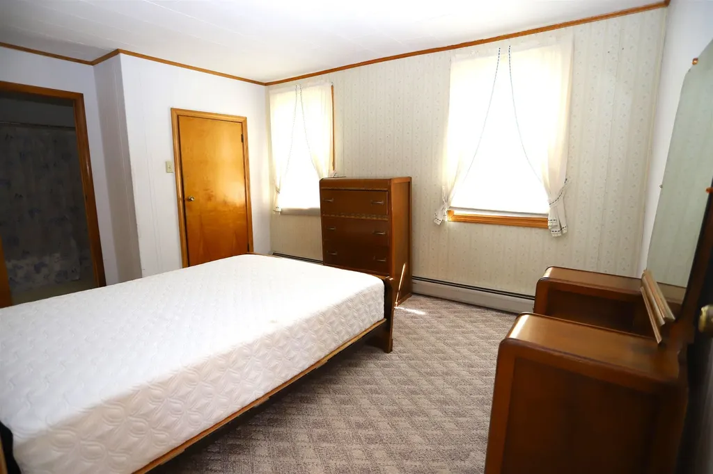 1074 Vt Route 100 Westfield VT 05874