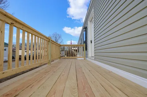 19 Parker Avenue Raymond NH 03077