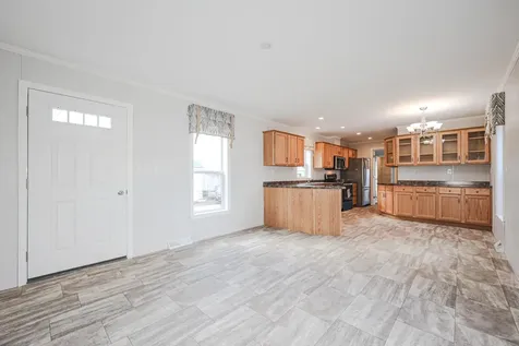 19 Parker Avenue Raymond NH 03077