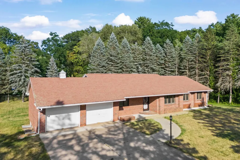 224 Merritt Nyberg Lane Manchester NH 03104