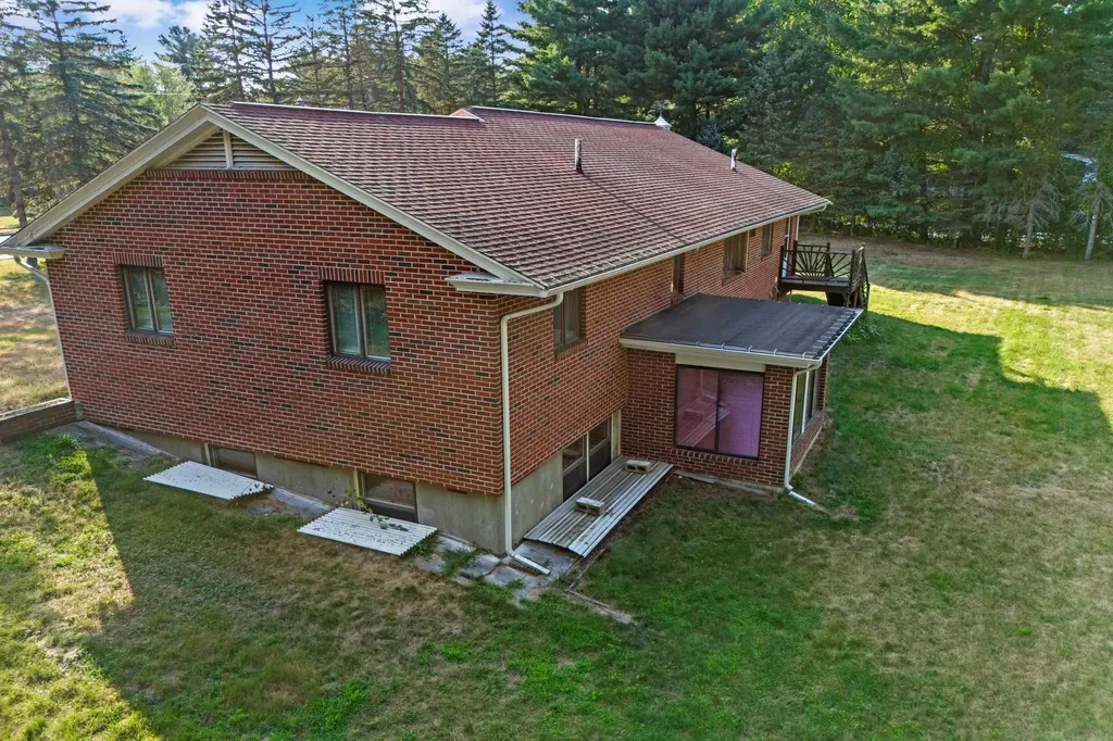 224 Merritt Nyberg Lane Manchester NH 03104