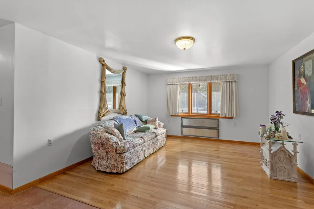 224 Merritt Nyberg Lane Manchester NH 03104