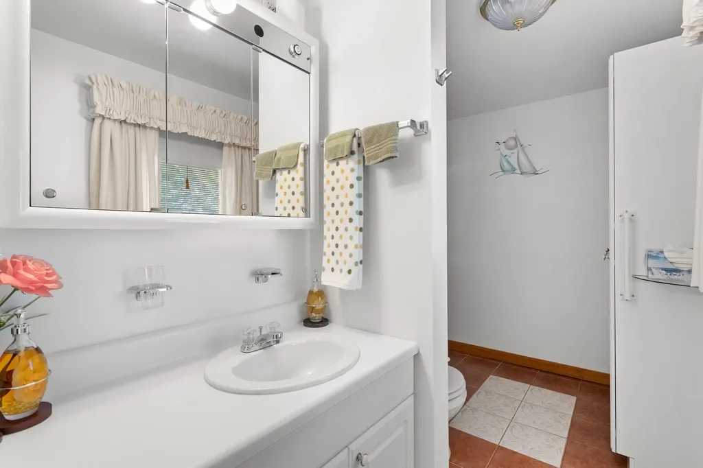 224 Merritt Nyberg Lane Manchester NH 03104