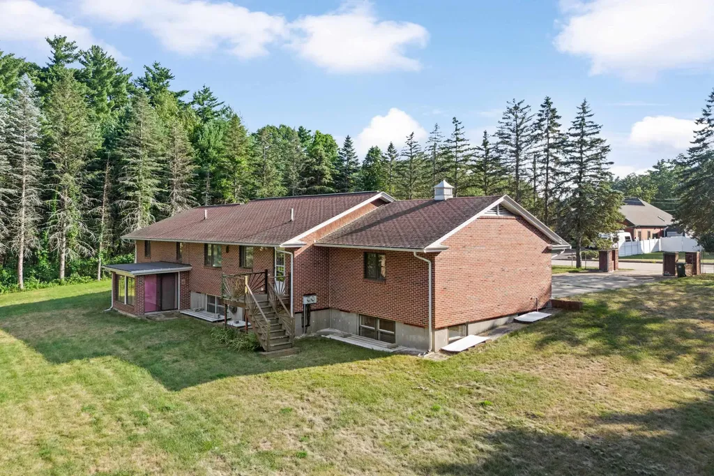 224 Merritt Nyberg Lane Manchester NH 03104