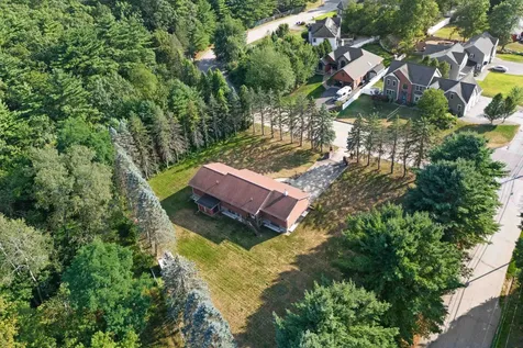 224 Merritt Nyberg Lane Manchester NH 03104