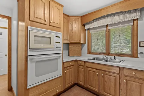 224 Merritt Nyberg Lane Manchester NH 03104