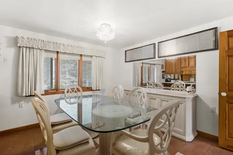 224 Merritt Nyberg Lane Manchester NH 03104