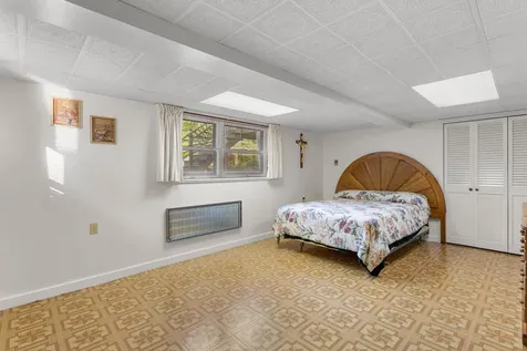 224 Merritt Nyberg Lane Manchester NH 03104