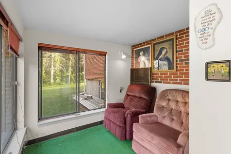 224 Merritt Nyberg Lane Manchester NH 03104