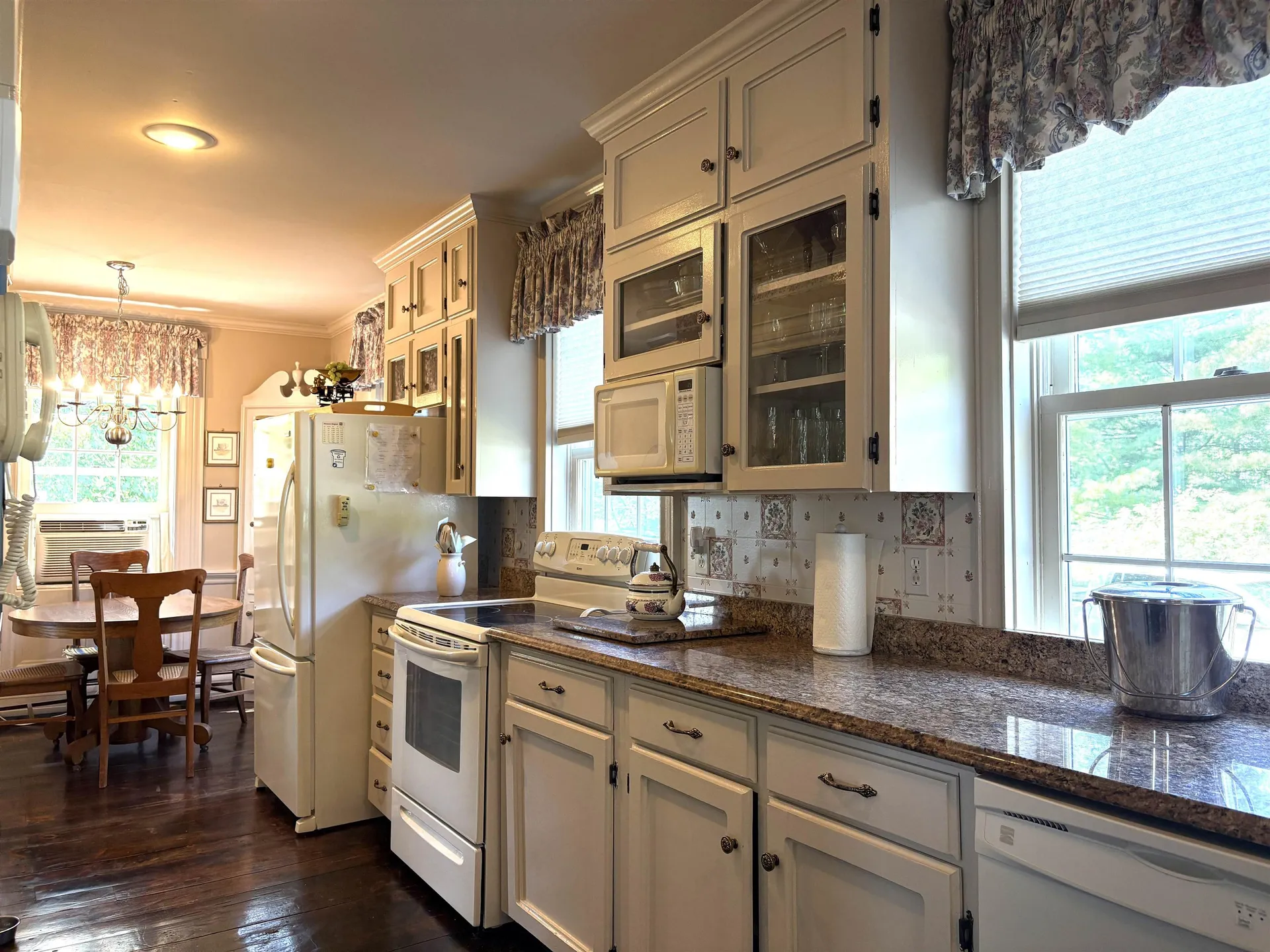 283 North End Road East North Hero VT 05747