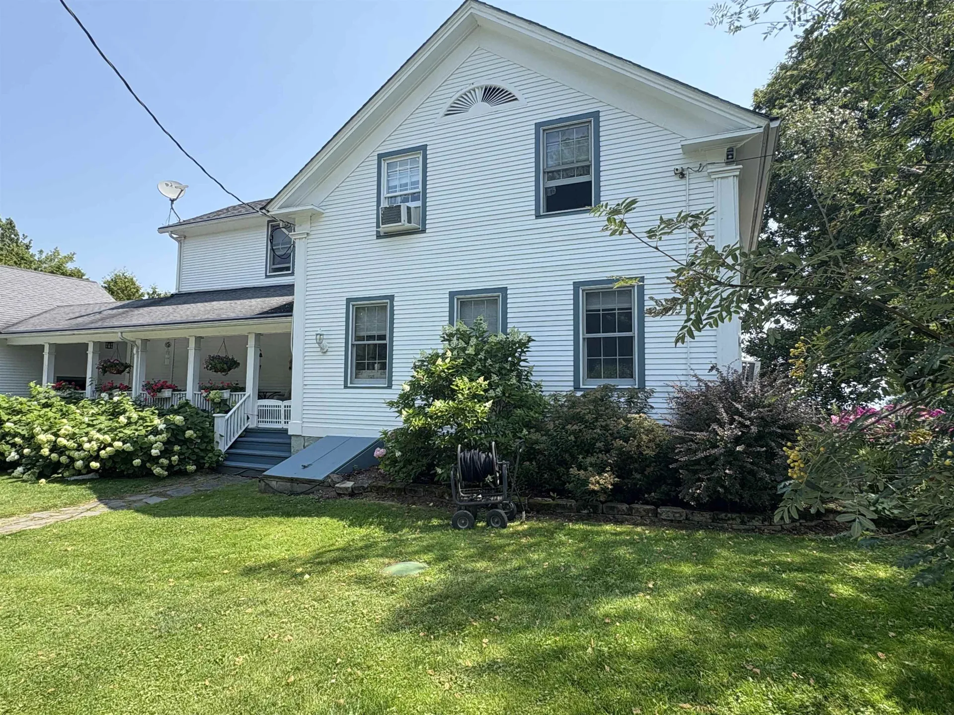 283 North End Road East North Hero VT 05747