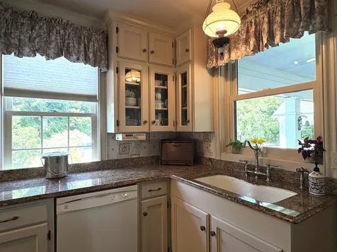 283 North End Road East North Hero VT 05747