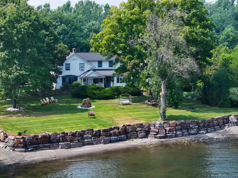 283 North End Road East North Hero VT 05747