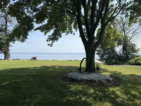 283 North End Road East North Hero VT 05747